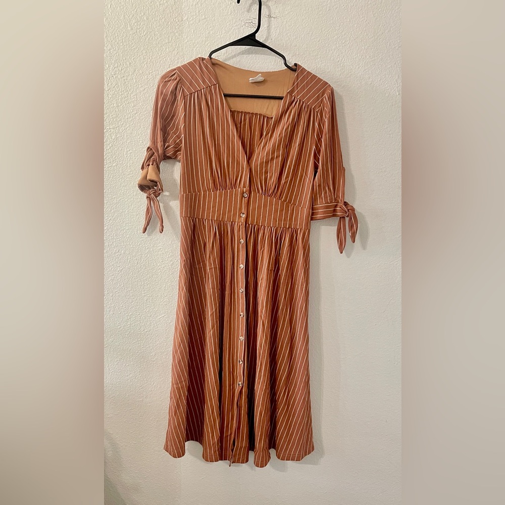 By Together Poplin Flowy Midi Dress | Rust & White | Size Small - Picture 2 of 6